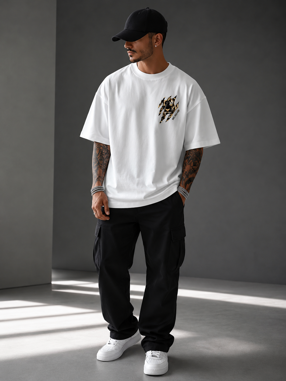 Men's Oversized Printed T-Shirt Style TIGER NAVER GIVUP